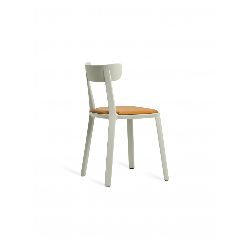 CADREA_chair_light_brown_upholstered_5